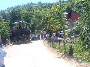 asvaltiranje_kroz_malu_pec
