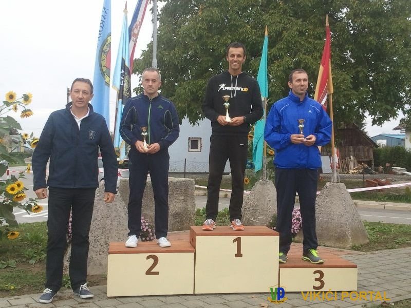 Na pobjedničkom postolju Zulić Enes iz Bihaća, prvo mjesto u Karlovcu