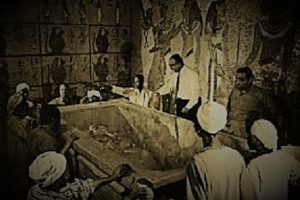 Rijetki koji su prisustvovali otkrivanju mumije